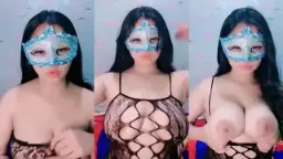 Mbin Pake Baju Dinas Full Video, Goyangin Tubuh Di Depan Kamera, Bikin Makin Erotis.