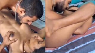 Pacar Ganas Menggigit Payudara Kekasih Dan Nikmati Seks Anal Desi Yang Menggairahkan