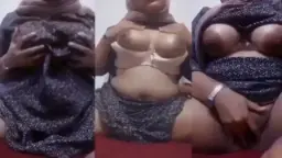 Tante Berhijab Ds Hani, Toge Basah Siap Digoyang