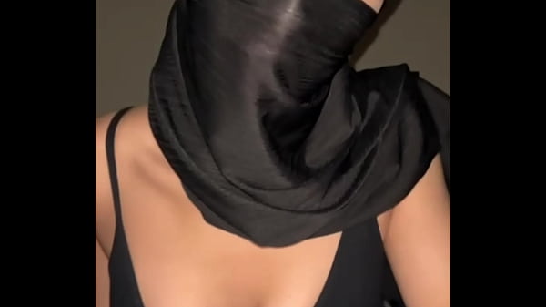 Dada Arab, Muslim, Hijab Bikin Liur Meleleh, Bikin Ngiler.