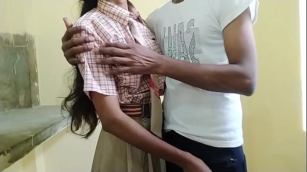 Cewek Desi Desa, Pelajar Sma, Digenjot Pacar Di Sekolah, Crot Di Dalem.