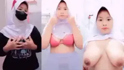 Putriana Lagi Ngangkang Di Wc, Jilbab Basah, Siap Digoyang
