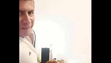 Mama Nakal Kasih Ngewe Lewat Mulut Ke Temen Anak Tiri, Biar Doi Puas Karena Suka Ngintip
