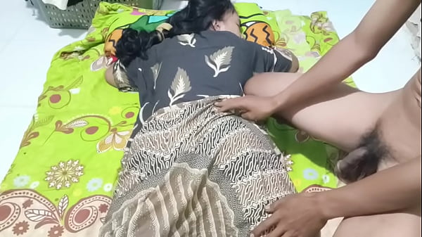 Ngentot Bu Ratna, Istri Sange Yang Haus Kontol.