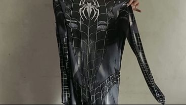 Ngentotin Cewek Cosplay Spiderman Hitam Sampe Muncrat Berkali-kali Di Memek Basah – Bokep Indo Terbaru