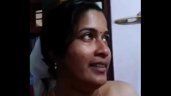 Bini Tetangga Seksi, Siap Digoyang Malam Ini.