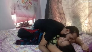 Video Bokep Kakak Adik Tiri India Paling Hot, Suara Jelas, Musik Bikin Makin Greget