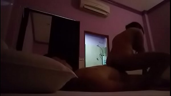 Nungging Basah, Cewek 19 Tahun Dari Kynu Bình Thạnh Siap Digoyang.