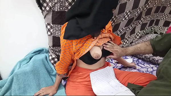 Bocah Kuliah Pakistan Pake Hijab Digebukin Guru Lesnya Sampe Mampus.