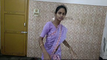 Ngaceng Abis, Bhabhi India Pertama Kali Ngerasain Kontol Devar Di Lubang Belakang