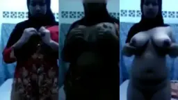 Hijab Montok Siap Digoyang, Sange Berat.