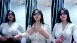 Julia Lea, Kemeja Ketatnya Bikin Tits Nongol Penuh, Bikin Greget.