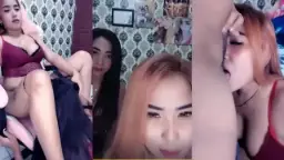 Moza Nyuruh Binatangnya Jilatin Memeknya Sampe Basah.