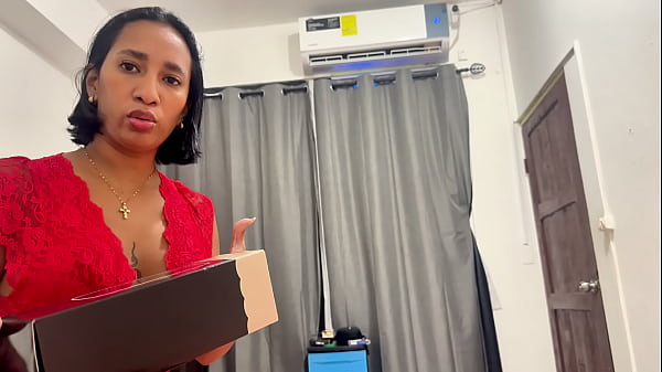 Ibu Tiri Montok Leyne Rodriguez Macet Dan Digenjot Sama Anak Tiri Yang Sange Berat
