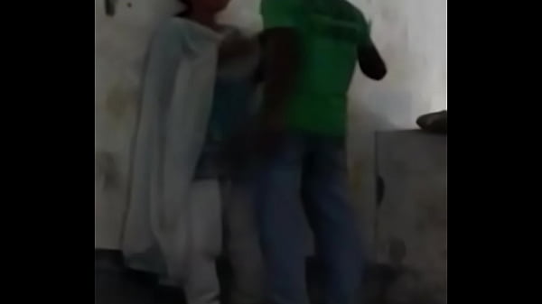 Desi Cewek Nips Dikulum Panas