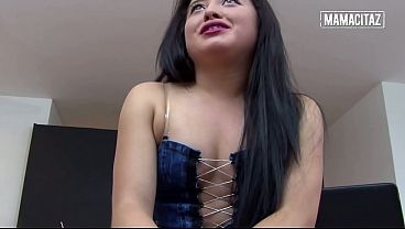 Bokep Montok Latin Bengkok Pake Rok Mini… Dia Nggak Tahan Megang-megang Pantatnya.