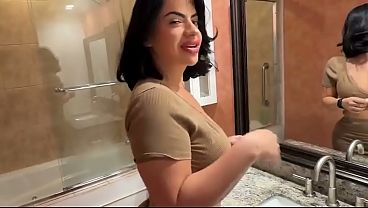 Ibu Tiri Latina Montok Pengen Ngewe ~ Lissa Aires ~ Fantasi Rumah Tangga ~ Scott Stark