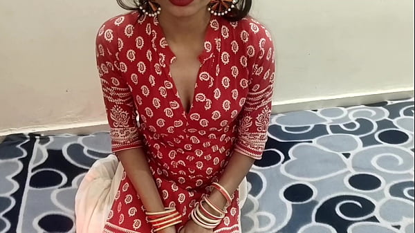 Desi Indian Village Bhabhi Ne Parlour Officer Ko Rishwat Na Dene Par Apni Gaand Marwa Di, Xxx Hd Hindi Audio Mein.