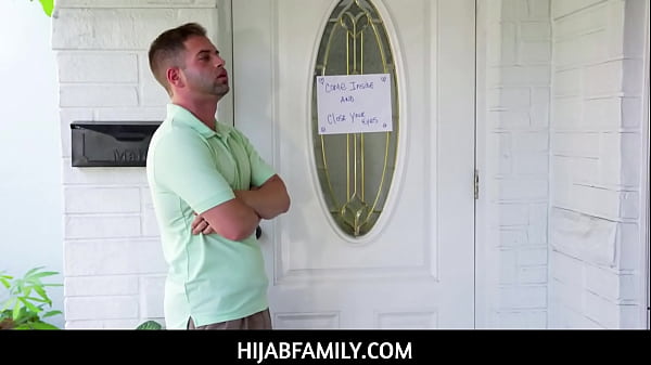 Hijabfamily – Bokep Arab, Pantat Montok Dicolok Sampai Muncrat!