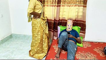 Bhabhi Pakai Saree Desi, Nafsu Menggila Bareng Suami Di Ranjang