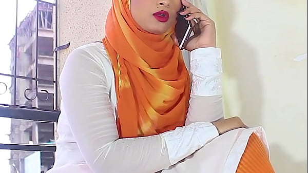 Salma Cewek Hijab Lagi Crot Sama Temen Pake Audio Hindi Mesum