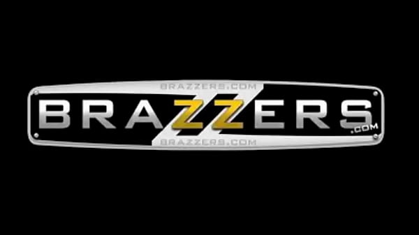 Brazzers, Bintang Porno, Toket Gede Banget Bikin Ngaceng.