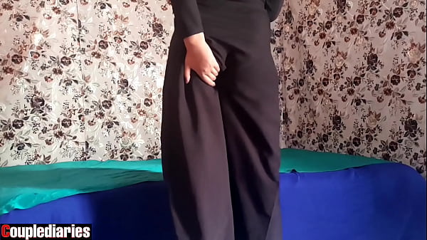 Istri Hijab Arab Lagi Sange, Langsung Manggil Selingkuhan Buat Bikin Basah.