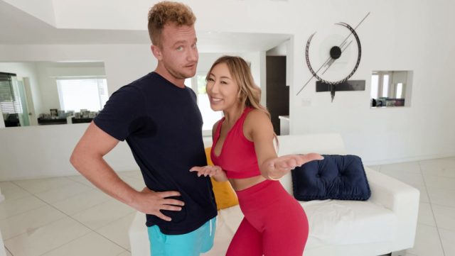 Cara Jadi Influencer Ala Nicole Doshi & Van Wylde: Bobol Aturan, Bobol Celana!