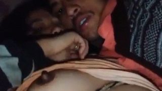 Desi Selingkuh Gigit Puting, Video Panas Jio