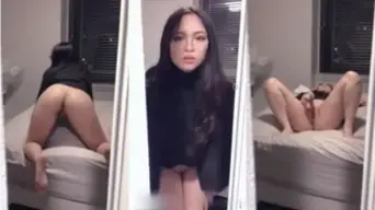Ngintipin Bocil Nungging Sambil Colmek Di Kamar, Bikin Meki Basah.