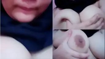 Viral! Abg Hijab Tobrut Asik Mainin Toket Sampai Basah