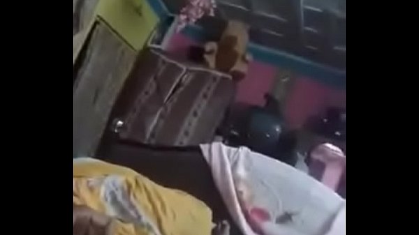 Desi Cewek Panas Digenjot Abis-abis.
