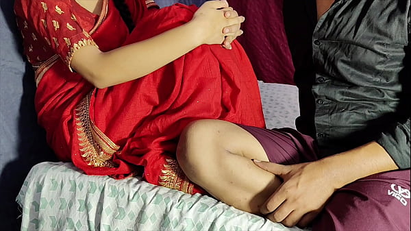 Desi Bhabhi Digetok Keras Sama Adik Ipar, Sampai Muncrat