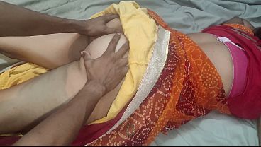 Tukang Ledeng Dibayar Dengan Bercinta Bareng Ibu Rumah Tangga, Suara Hot Hindi